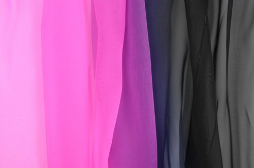 Georgette Black - Cerise, š. 110cm, 100%PES