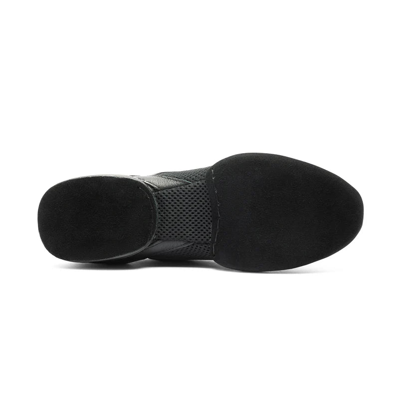 INTERNATIONAL Mens practise shoe