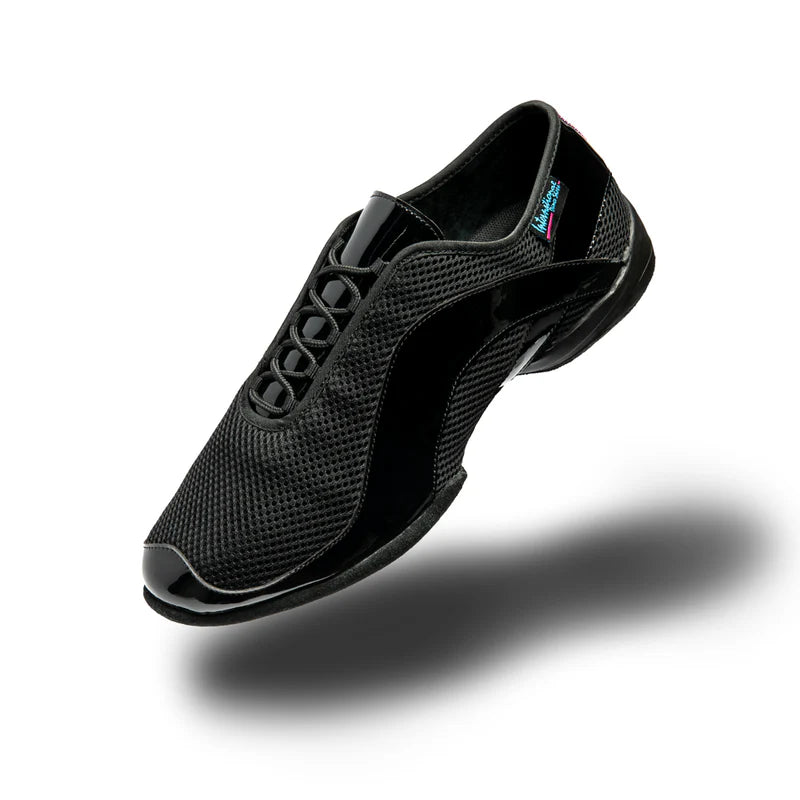INTERNATIONAL Mens practise shoe
