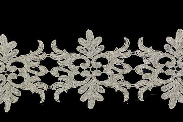 Baroque Ribbon Silver